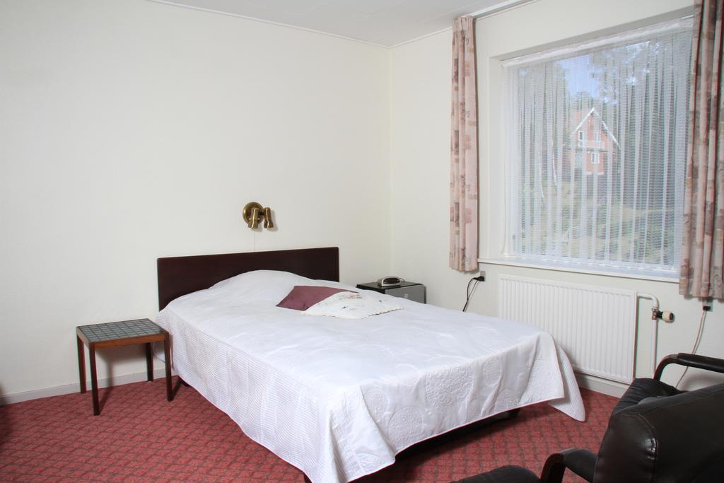אלינגה Hotel Hammerso חדר תמונה
